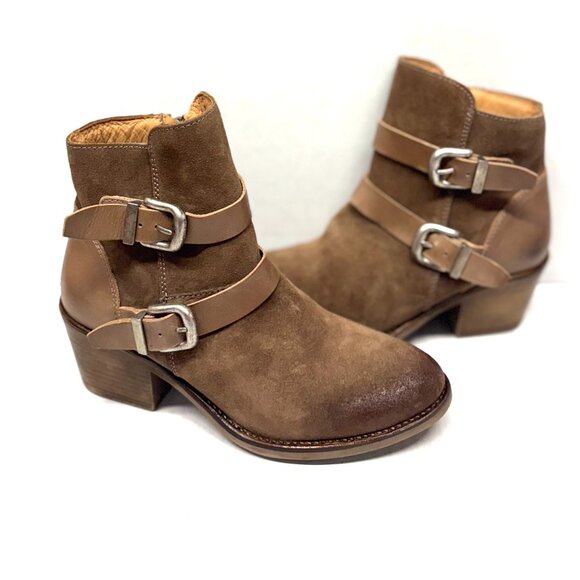 MIZ MOOZ LEATHER BUCKLE ANKLE BOOTIE SIDE ZIP TAUPE 37EU / 7US # Z-16 - Picture 1 of 4
